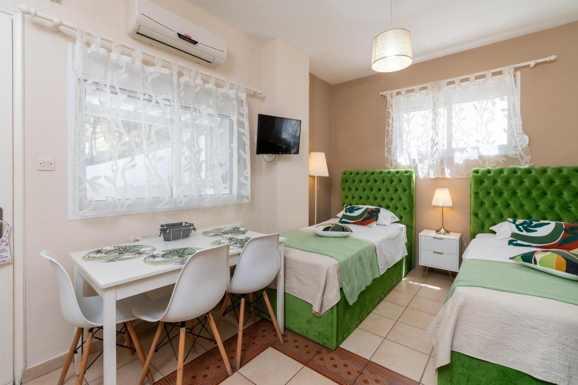 Family Inn Apartments&Suites Neos Marmaras Ngoại thất bức ảnh