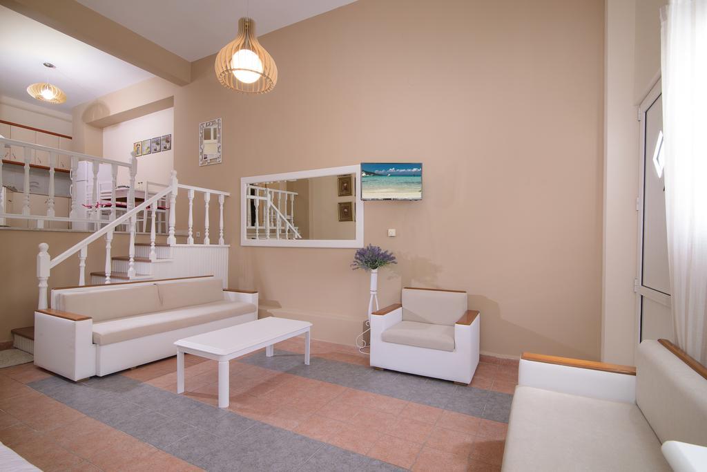 Family Inn Apartments&Suites Neos Marmaras Ngoại thất bức ảnh